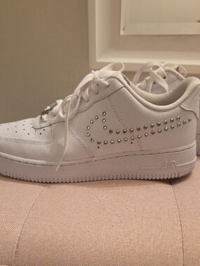 Nike White Rhinestone Low-Top Air Force 1'07 Chrome Metallic Silver Sneakers